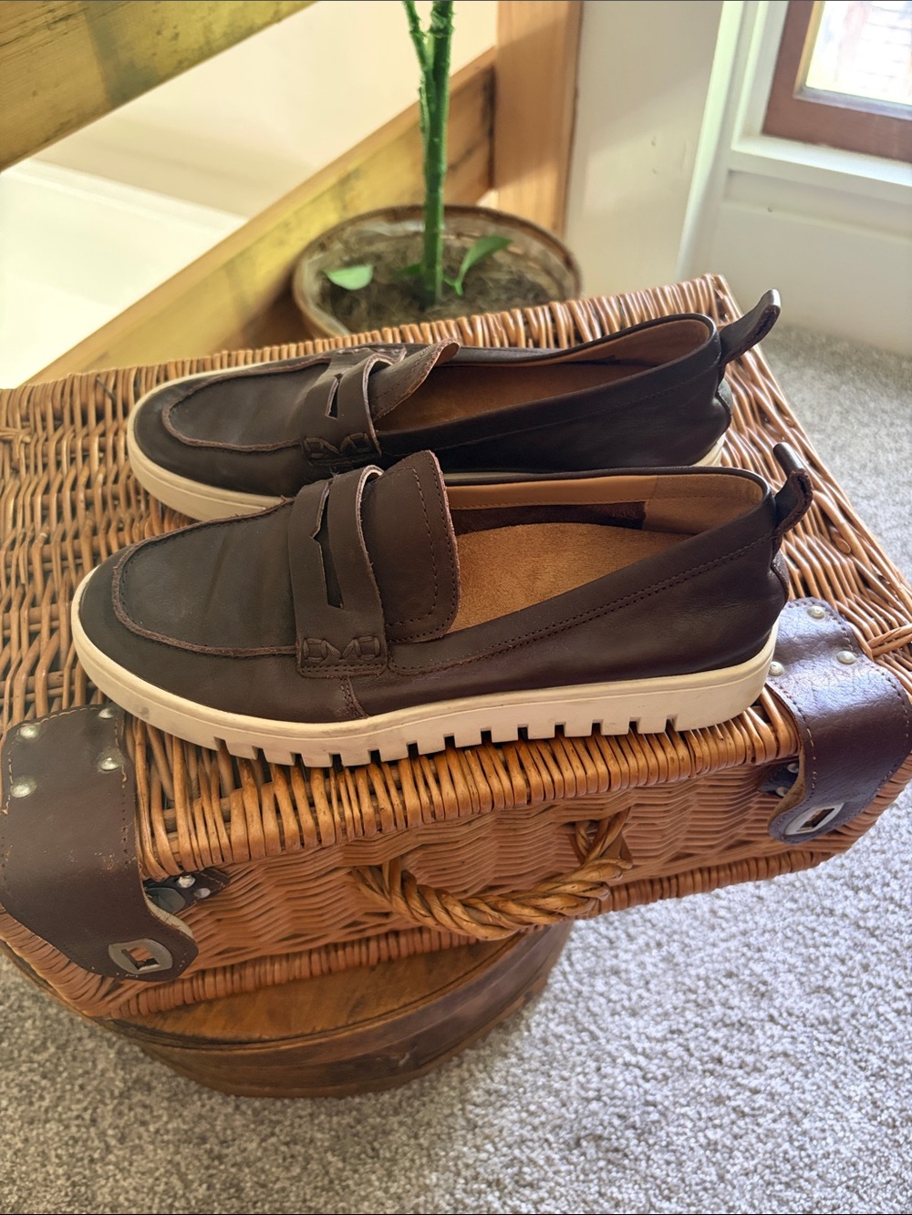 Brown Vionic Uptown Penny Loafer Size 7